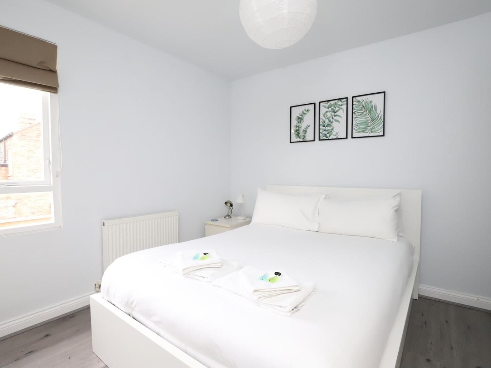 Villa Sunny Victorian 2Br Townhouse Oxford Pass The Keys Esterno foto